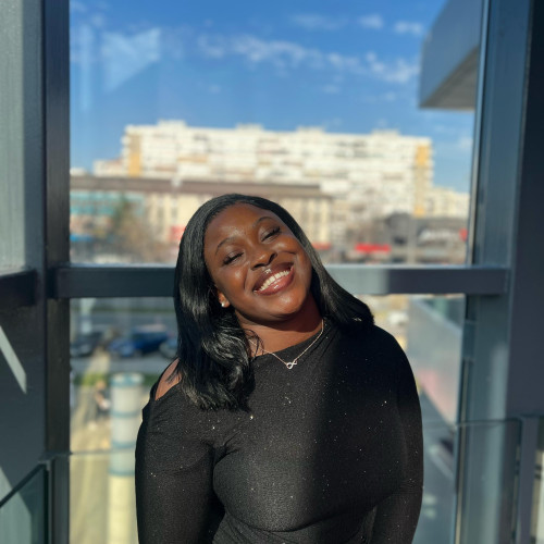 Carmella b. profile photo