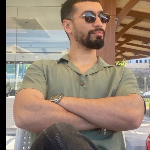 MehDi E. profile photo