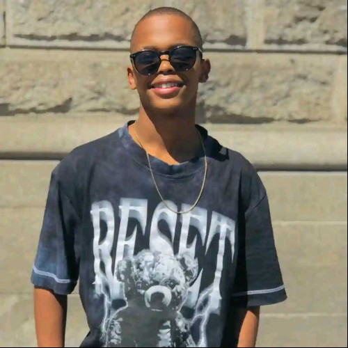 GaziieY N. profile photo