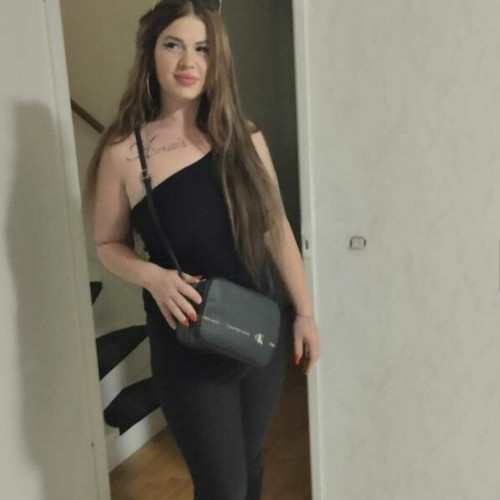 Dana V. profile photo