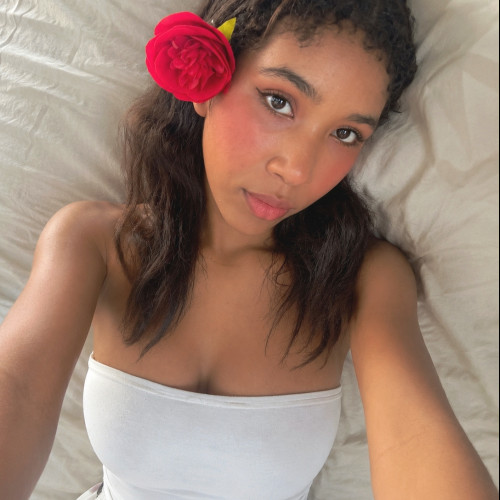 Ederminia M. profile photo