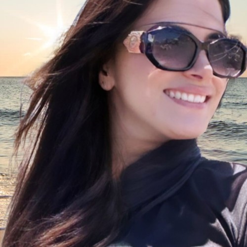 Madiha l. profile photo