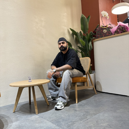 Sina F. profile photo