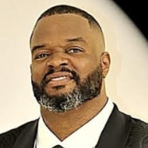 Ogie C. profile photo