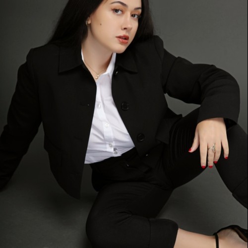 Adriana  L.