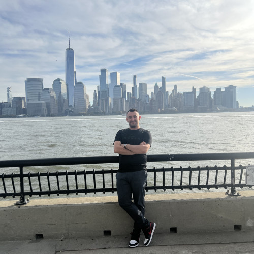 Gazmir M. profile photo