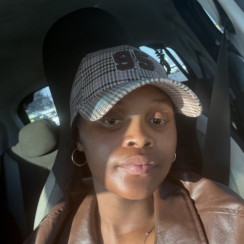 nomhle N. profile photo