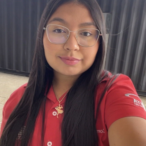 Jamilly C. profile photo