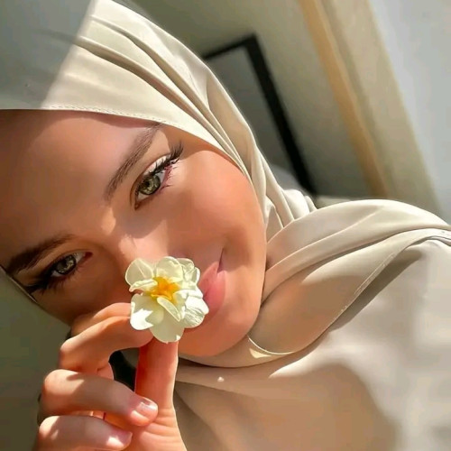 Zineb  J. profile photo