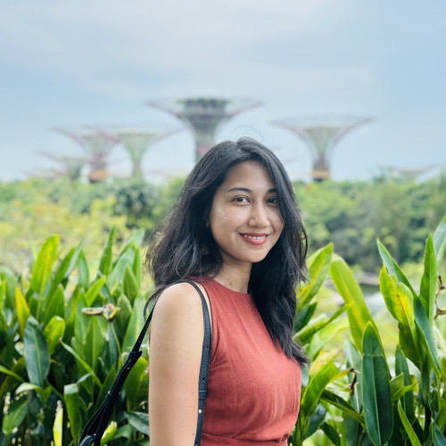 Icha E.