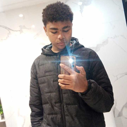 ander r. profile photo