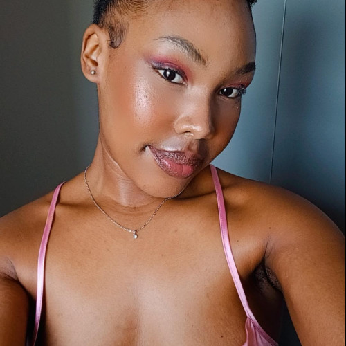 Belle T. profile photo
