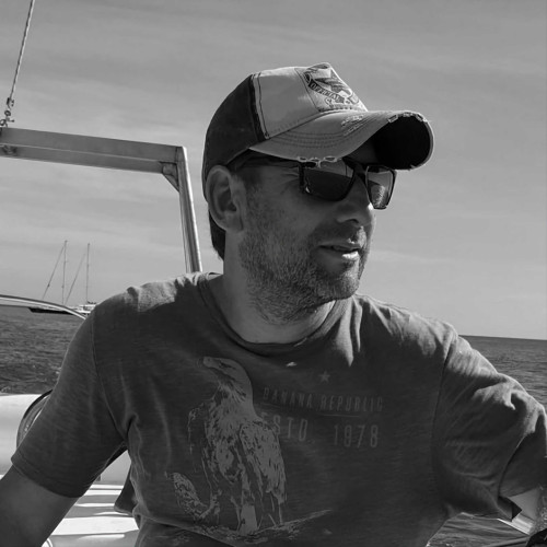 Sebastian M.