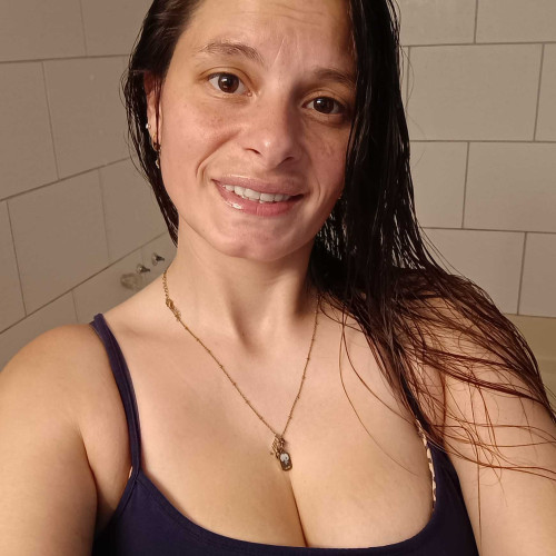Legna C. profile photo