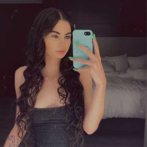 Lovelyy L. profile photo