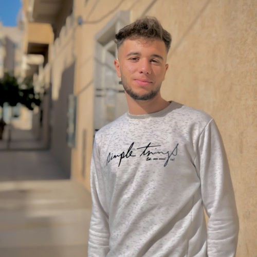 محمد غ.