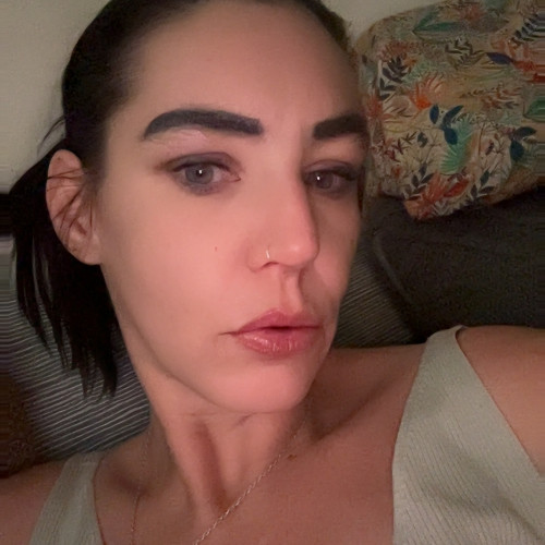 ellie  O.