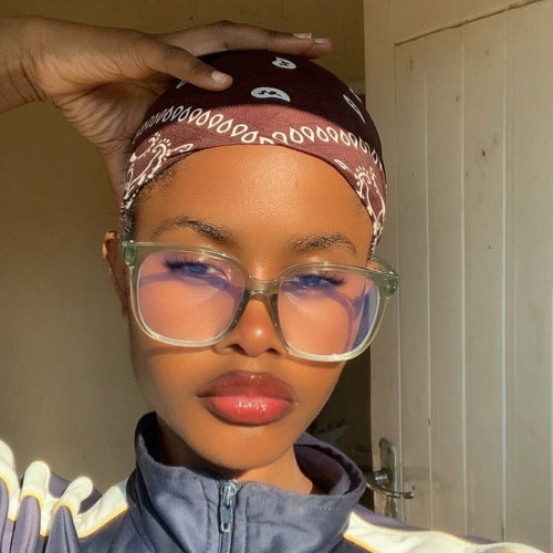 Tee Z. profile photo