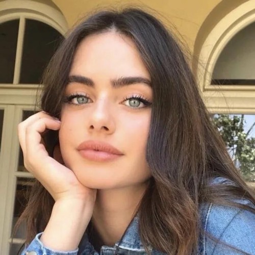 SELENA K. profile photo
