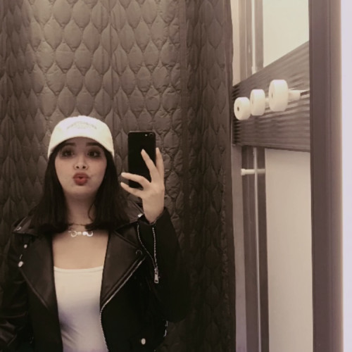 Emyy E. profile photo