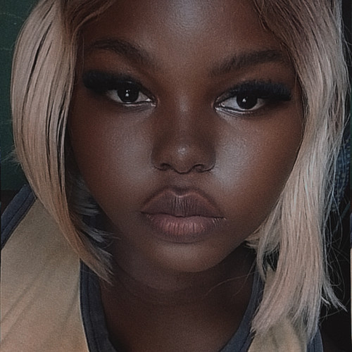 Divine E. profile photo