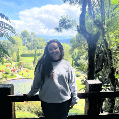 Luna B. profile photo