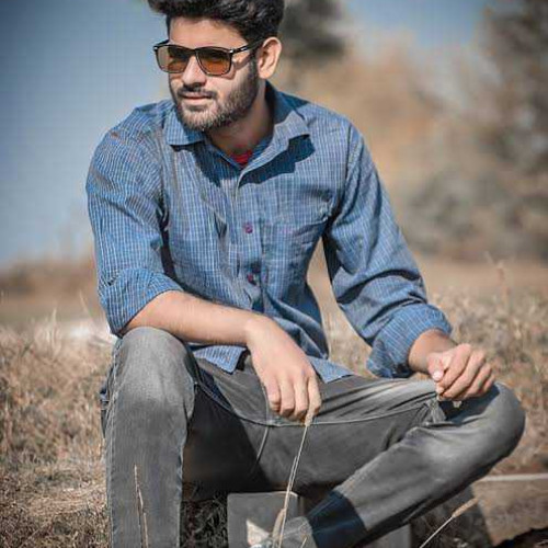 Vivek V.