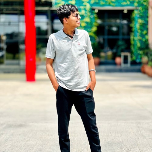 Harikesh R.