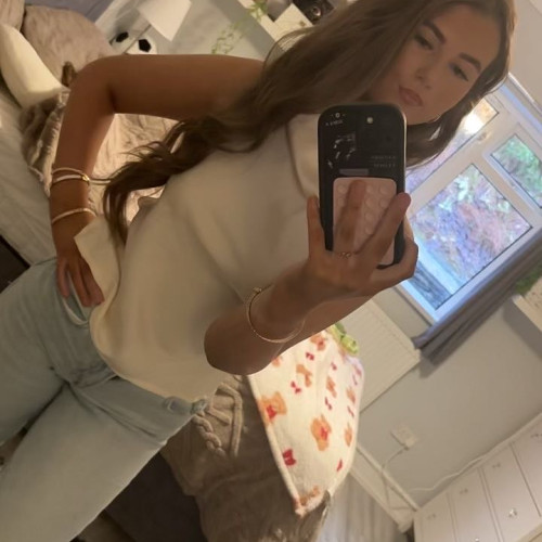 lily M. profile photo