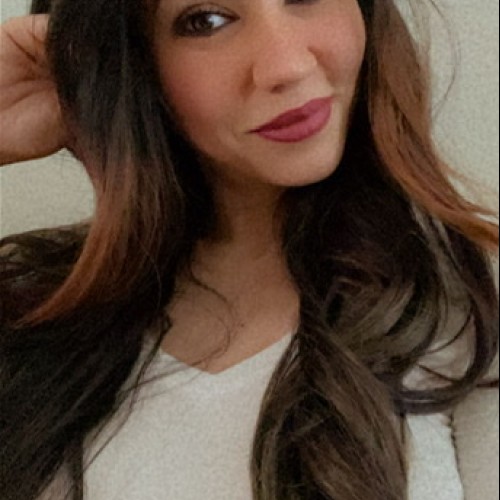 Laura T. profile photo