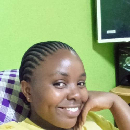 Poppy L. profile photo