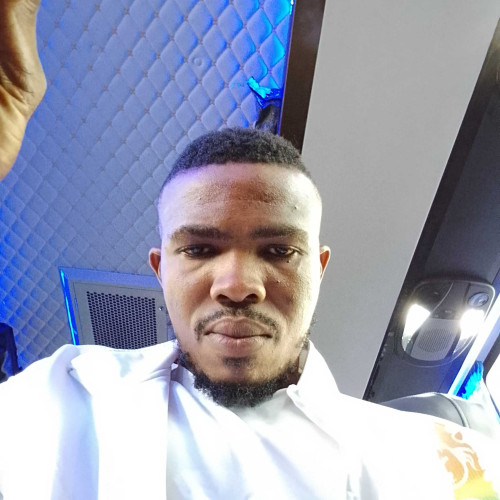 Maxwell u. profile photo