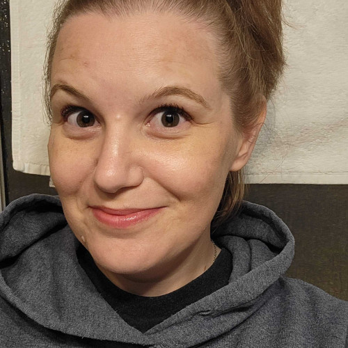 hollie r. profile photo
