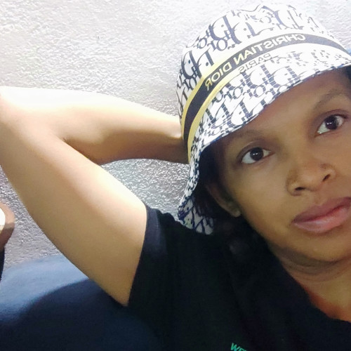 Ghislaine H. profile photo