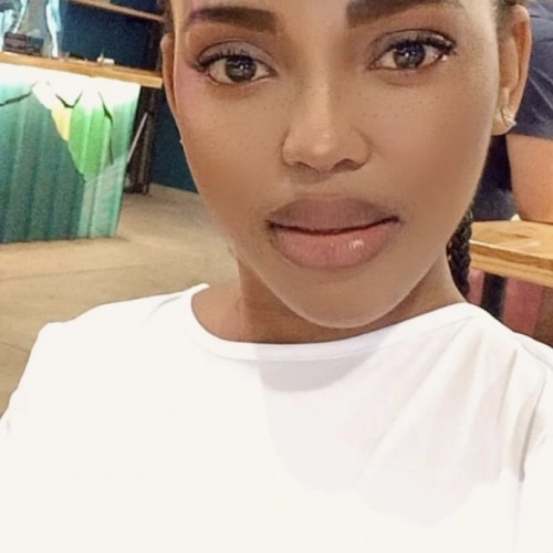 Zinhle S.
