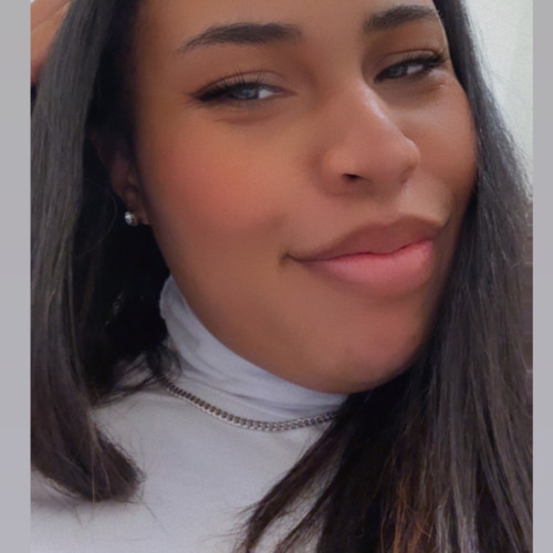 Keinna B.