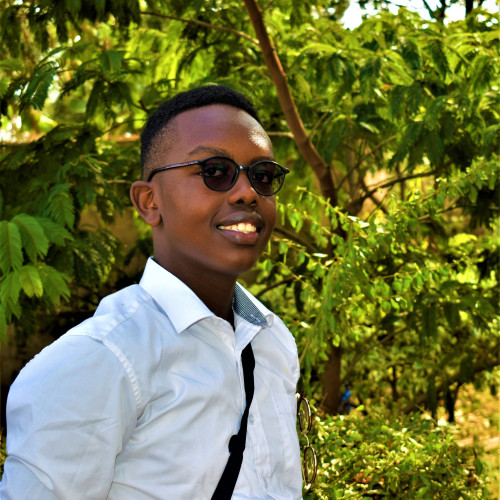 Ezzy M. profile photo