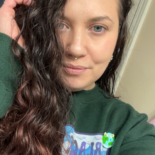 Bella L. profile photo