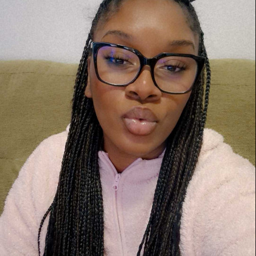 Elyan O. profile photo