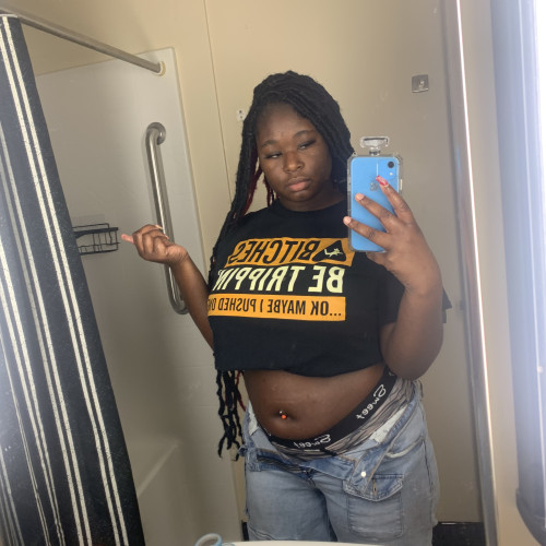 Tee B. profile photo