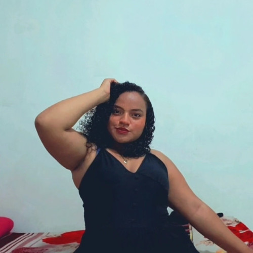 Ari E.