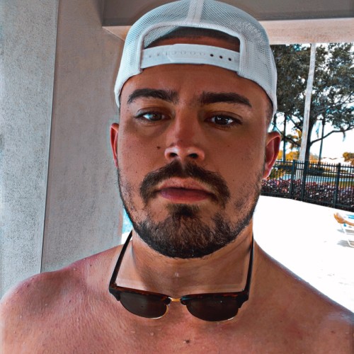 Nikolas L.