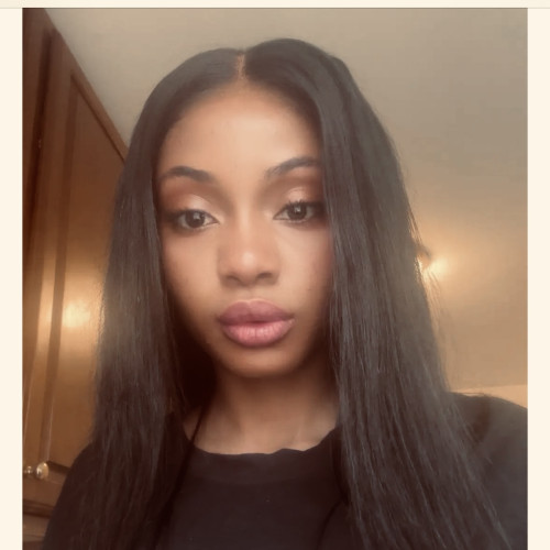 Isabelle M. profile photo