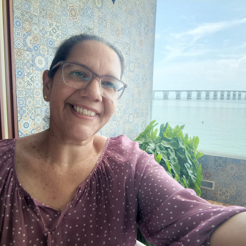Ysela  M. profile photo
