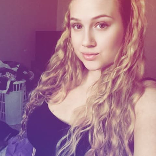 Destinee  W.