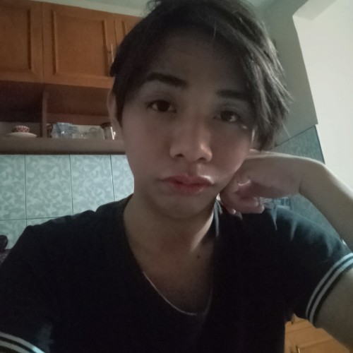 Kim M. profile photo