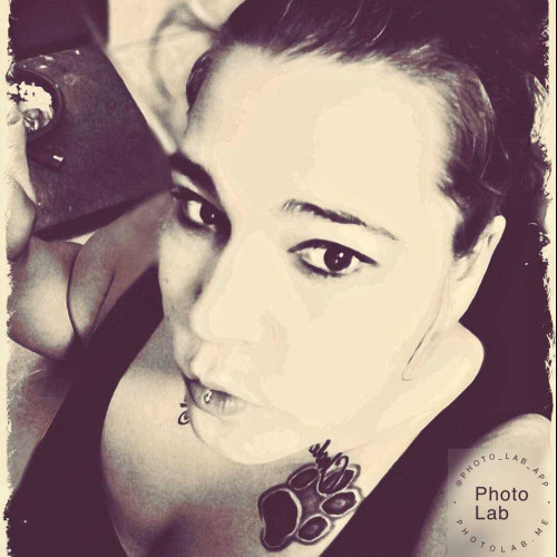 Vicky C.