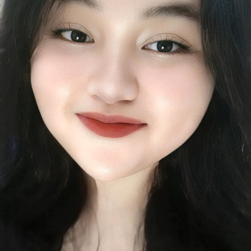 Indah H. profile photo