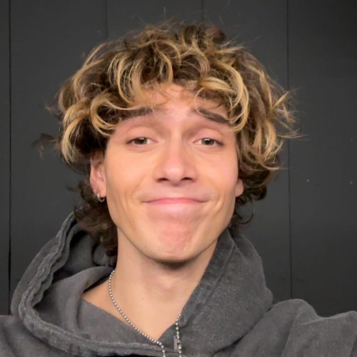 Oussama  E. profile photo