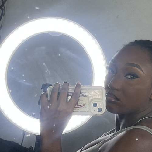 Eunique K. profile photo